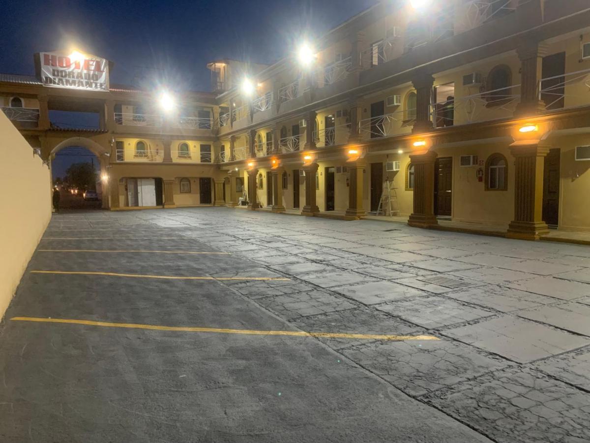 Hotel Los Arcos Mexicali Esterno foto