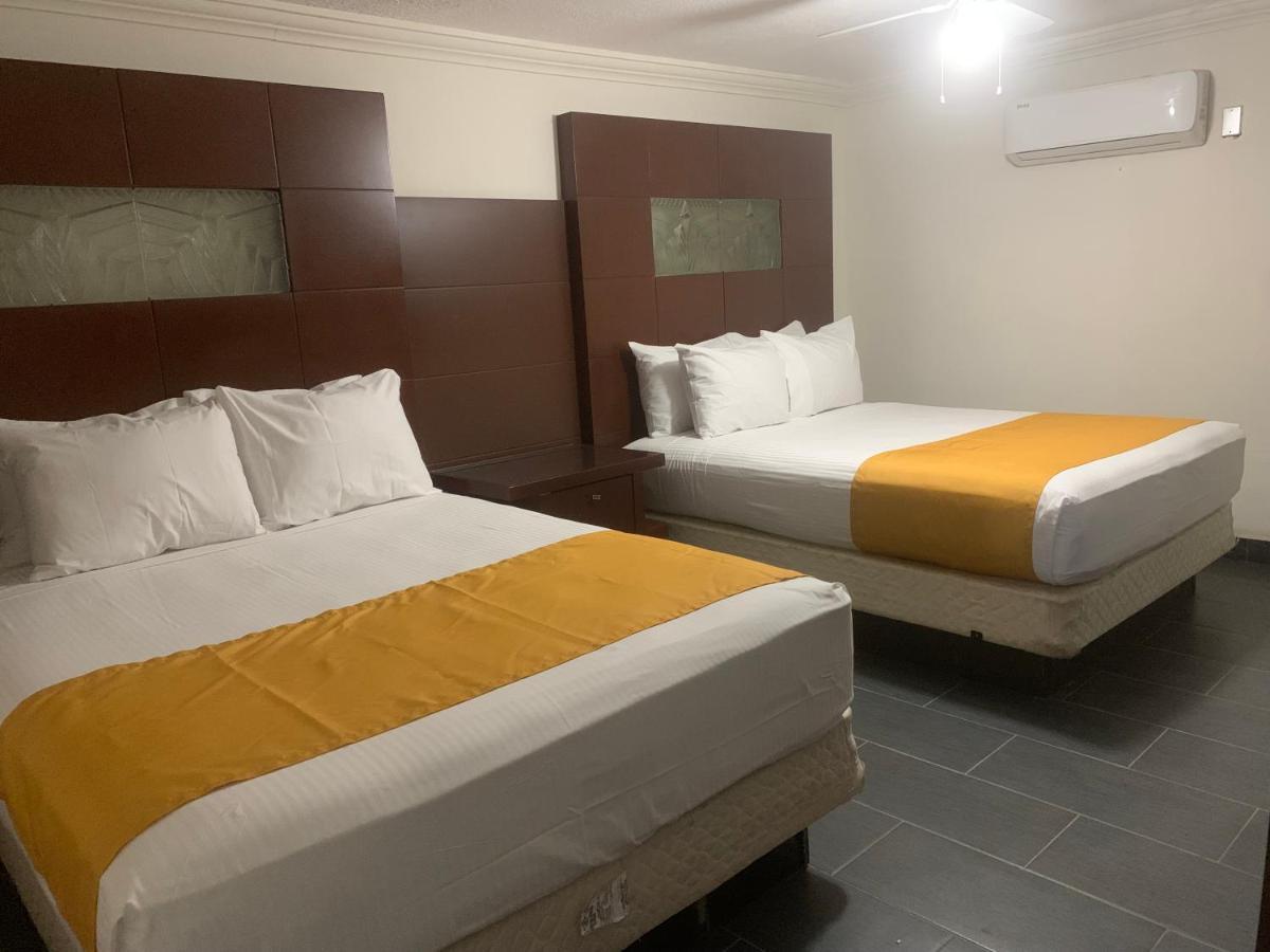 Hotel Los Arcos Mexicali Esterno foto
